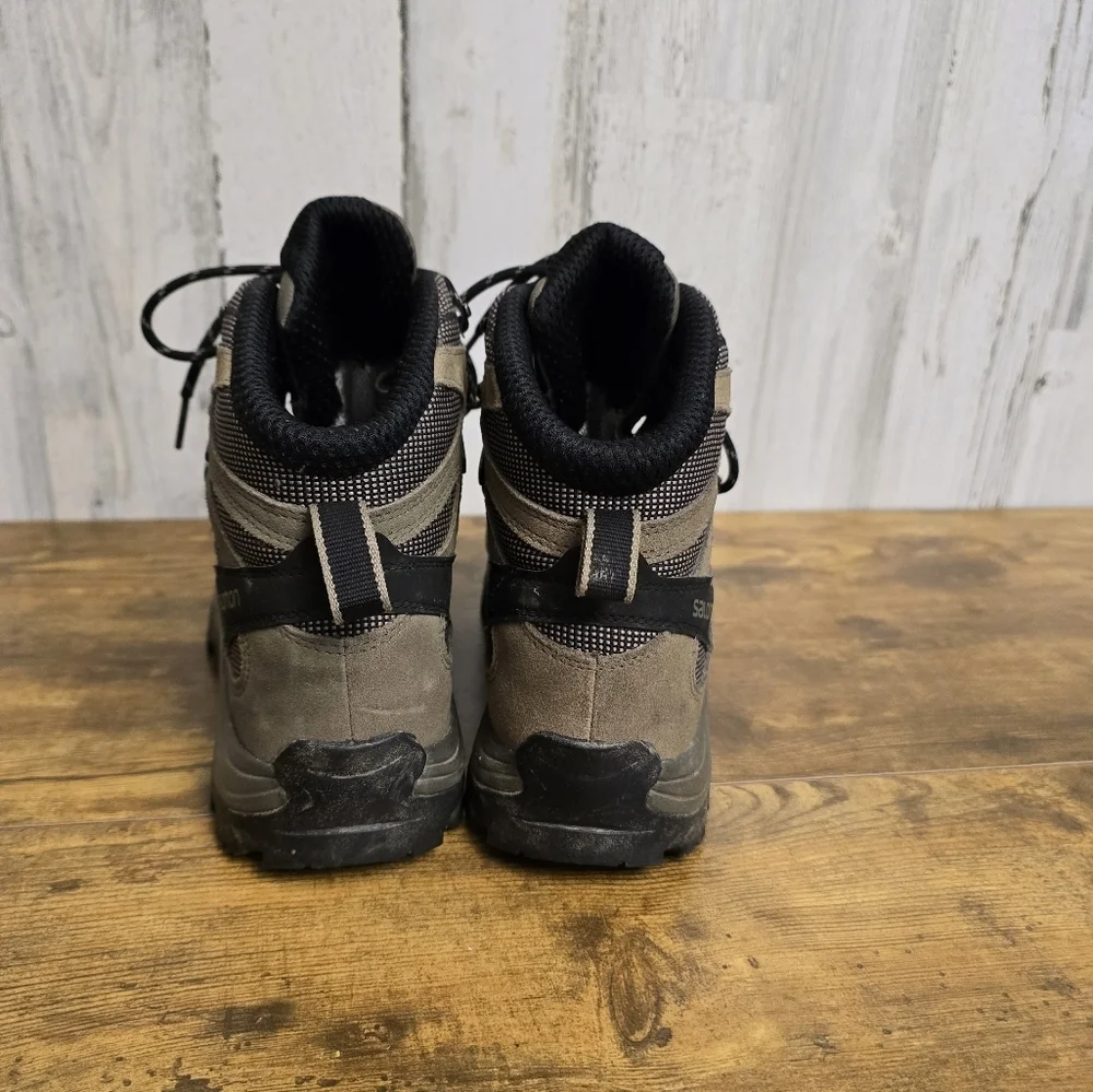 Salomon Goretex Mens size 8.5 brown and black boots